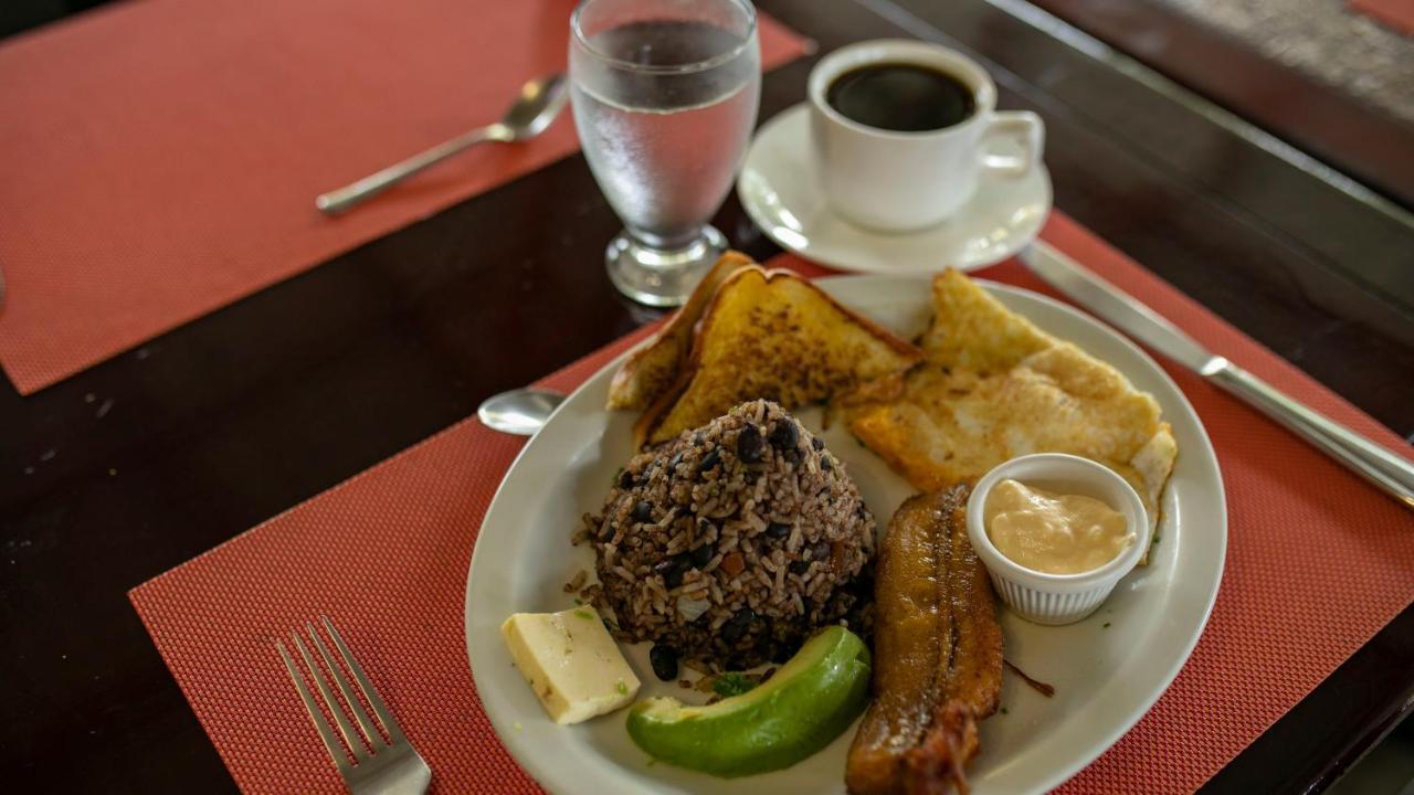 Orquideas Boutique Hotel La Fortuna المظهر الخارجي الصورة
